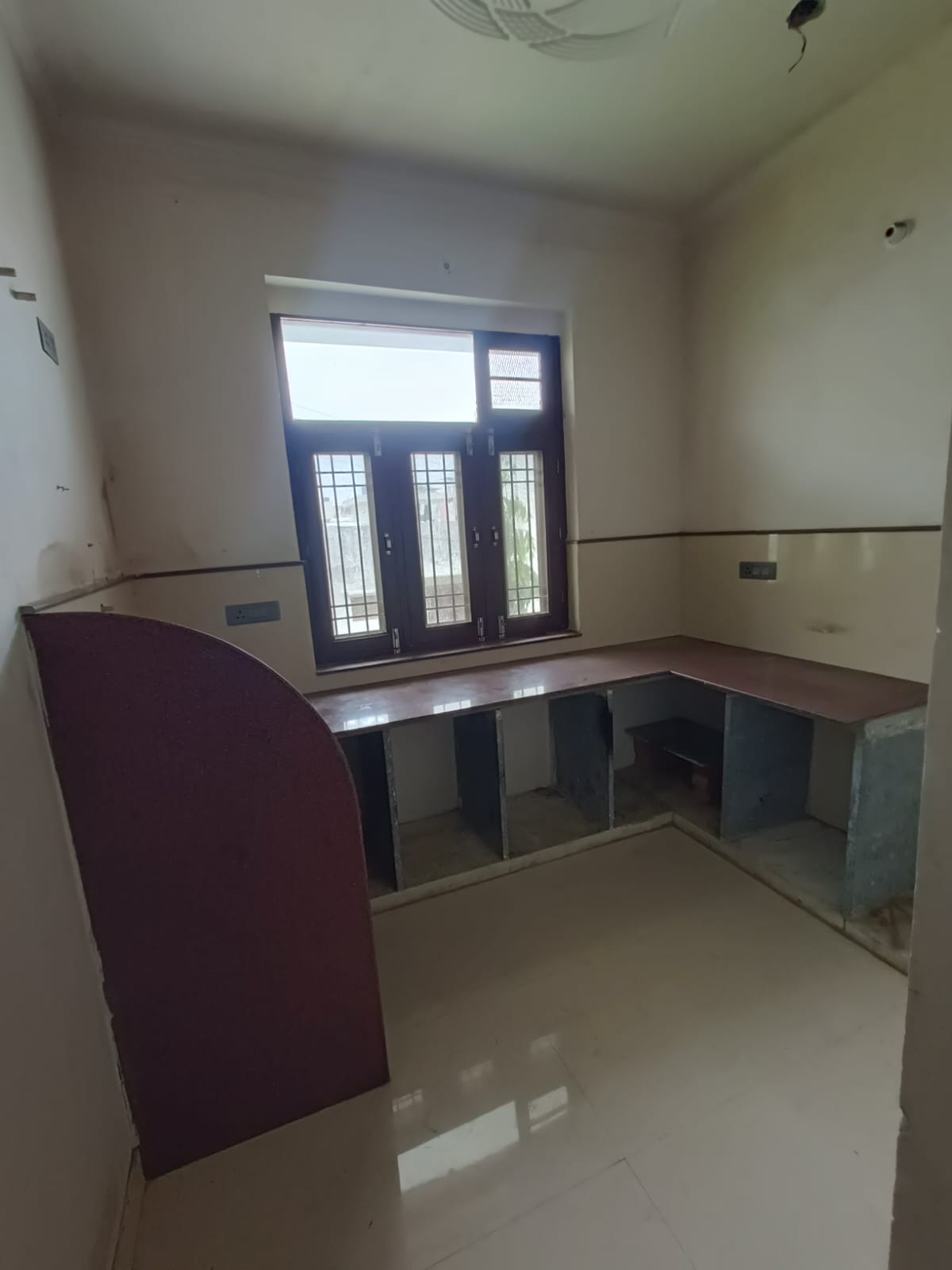 2bhk on main tonk road--Jaipur